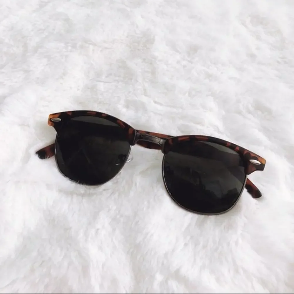 Harris Print & Black Horn Rimmed Sunglasses